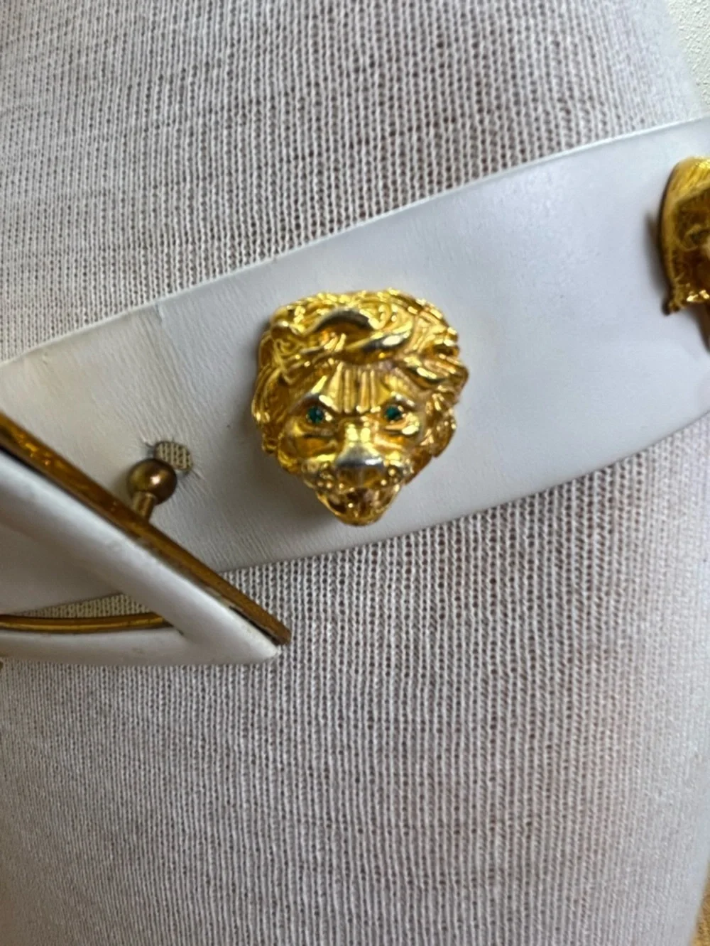 Vtg Judith Leiber White Leather Belt Gold Animal Head Lion Rhino Elephant Turtle